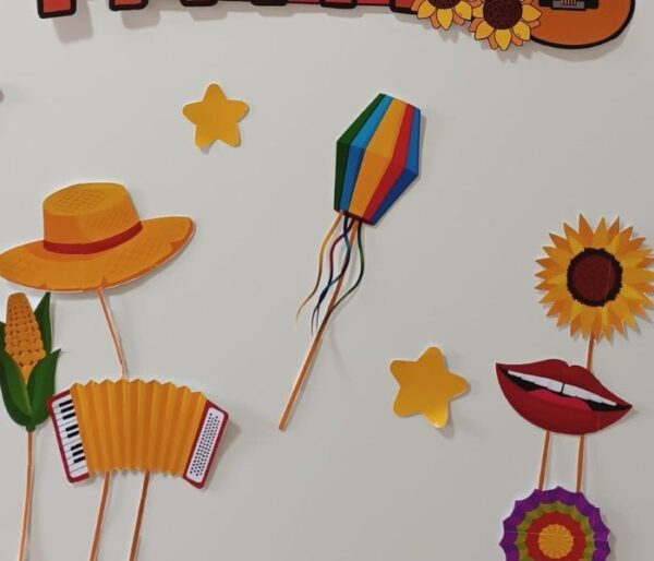 Decoração de Porta Junina - Imagem 3