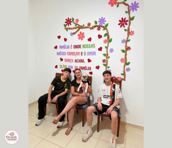 Painel Dia da Família - Onde nossas raízes começam e o amor nunca acaba - Imagem 3
