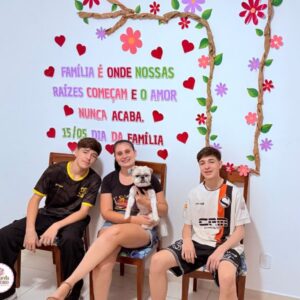 Painel Dia da Família - Onde nossas raízes começam e o amor nunca acaba
